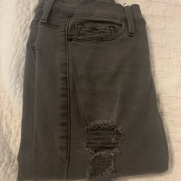 Frame Le Skinny Jeans - Picture 5 of 6